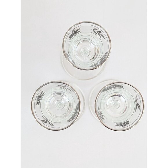 Set of 5 Vintage Libbey Silver Leaf Cordial Glasses 1960s Aperitif MCM Barware - Picture 6 of 10